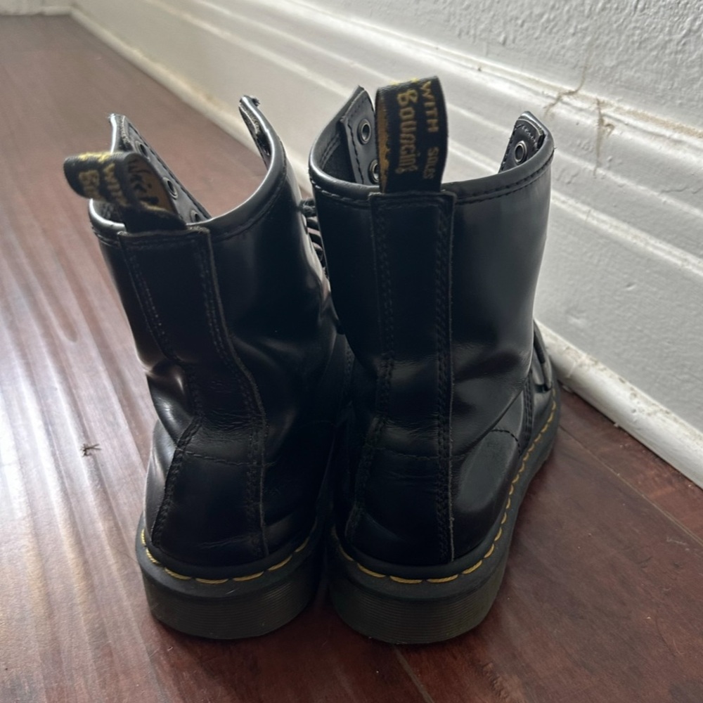 Dr. Martens black boots Smooth Leather Lace Up women’s US 8 - Picture 2 of 8